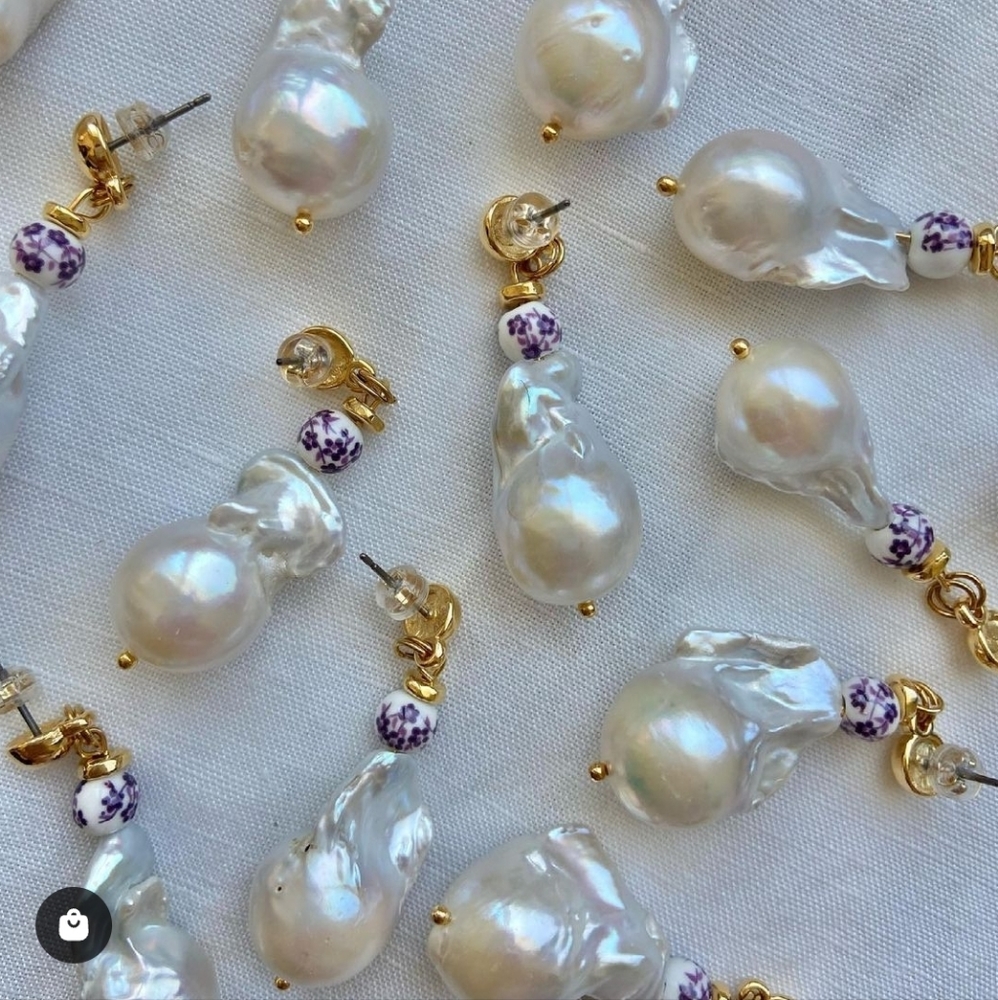 Mathe Flame Pearl Earrings